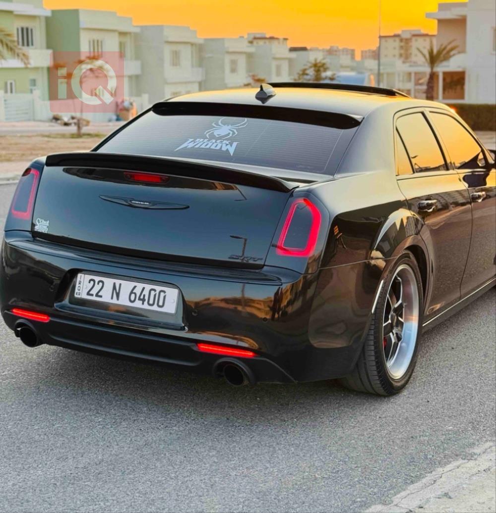 كرايسلر 300